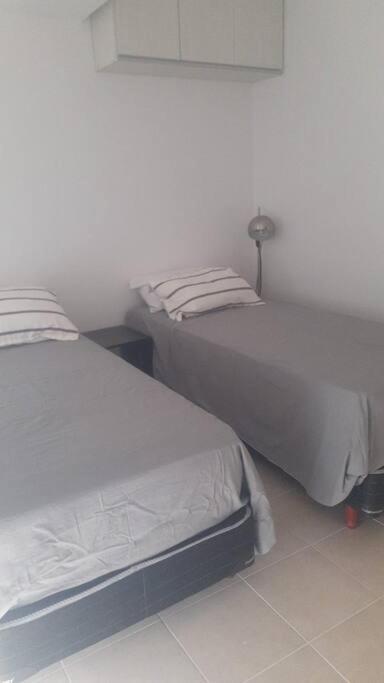 Departamento Calle Mendoza Albus -Acceso Rapido Ruta 22 General Roca Zewnętrze zdjęcie